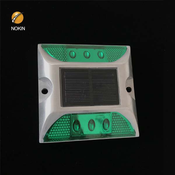 Unidirectional Solar Powered Stud Light For Pedestrian In Uae
